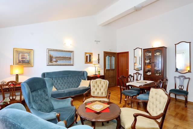 Apartment Sara 피로바츠 외부 사진